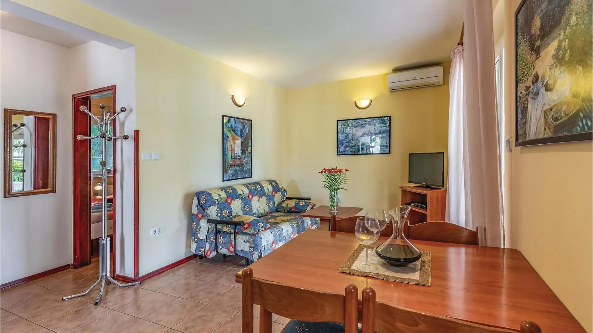 Casa de Férias 2 Bedroom Amazing Home In Poreč
