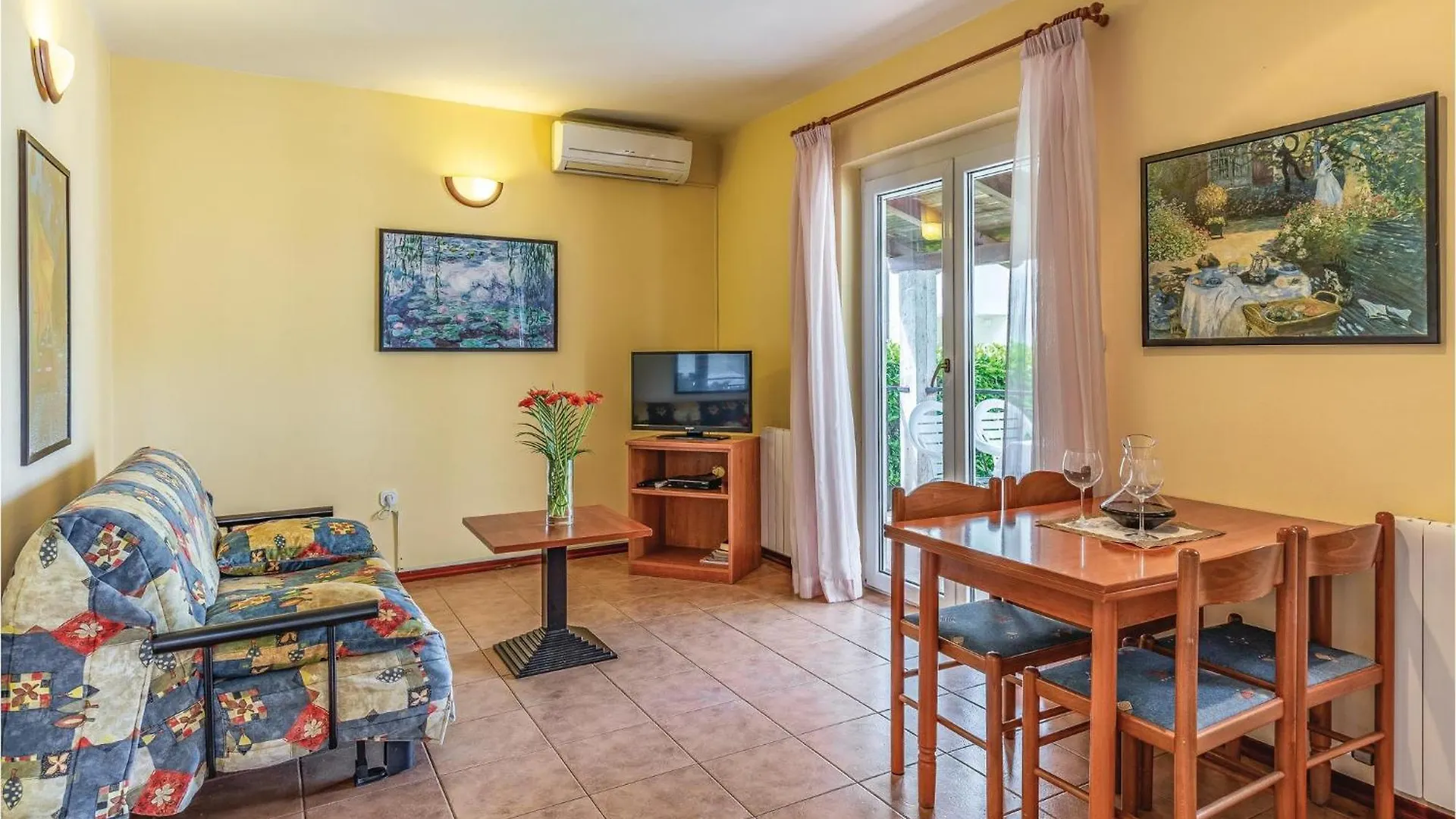 Casa de Férias 2 Bedroom Amazing Home In Poreč