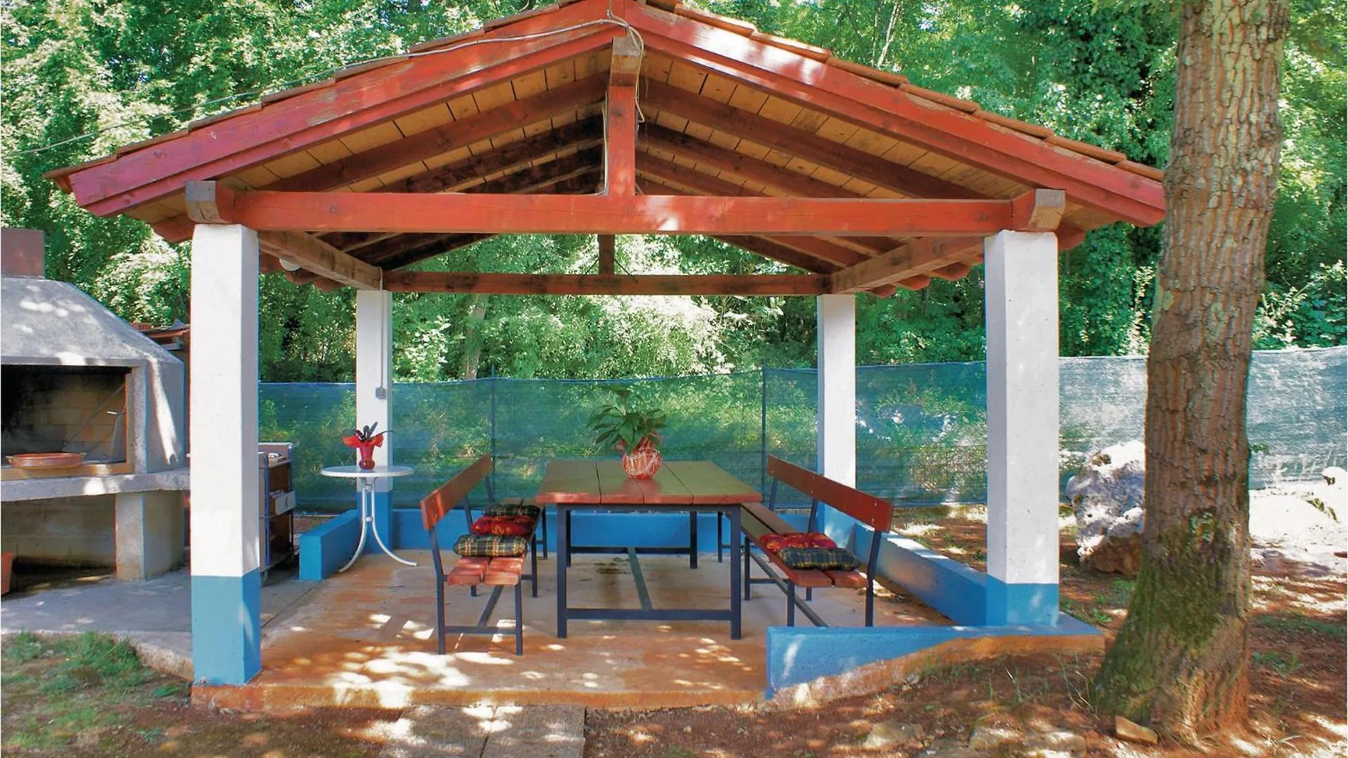 2 Bedroom Amazing Home In Πόρετς Σπίτι διακοπών
